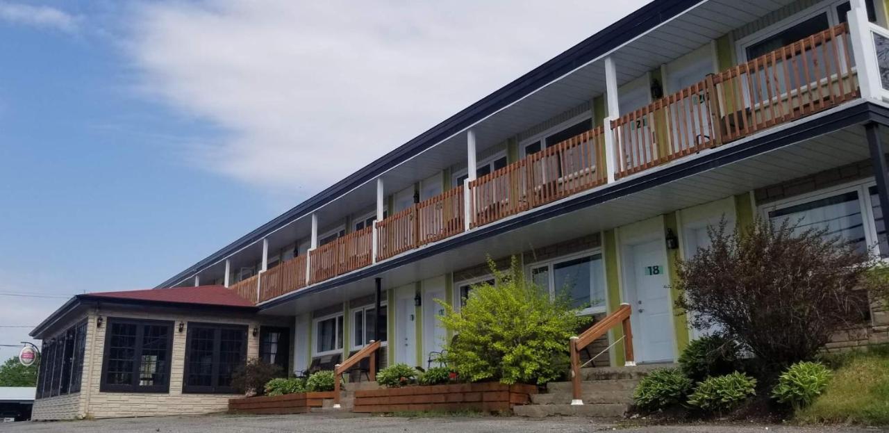 Auberge Happy Logis Lac-Etchemin Zewnętrze zdjęcie